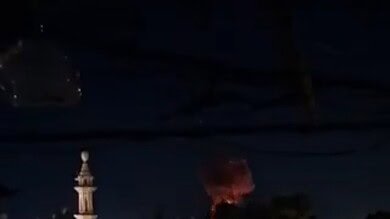 بالفيديو: غارتان إسرائيليتان تستهدفان المبنيين المهددين في العباسية والبرج الشمالي