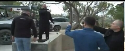 بالفيديو: مباشرة على الهواء، التّهجم على آلان ضرغام في راشكيده - البترون 1 بالفيديو: مباشرة على الهواء، التّهجم على آلان ضرغام في راشكيده - البترون