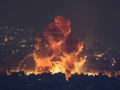 بالفيديو: مشاهد لاعتراض مسيرة من قبل الجيش الاسرائيلي فوق جنوب لبنان