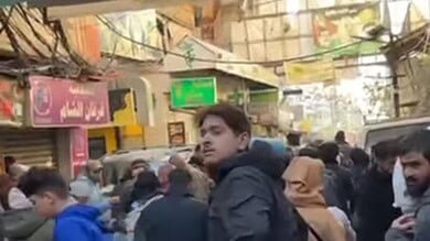 بالفيديو: حركة نزوح كثيفة من مخيم نهر البراجنة