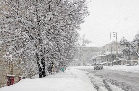 طقس لبنان يتقلّب السبت: أمطار ورعد وثلوج على 1400 متر