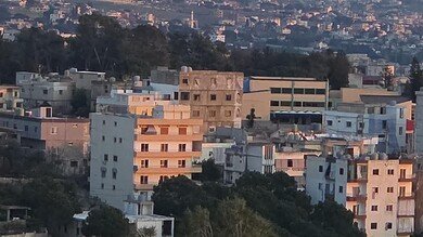 غارة استهدفت أرنون