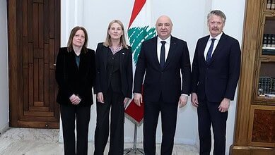 الرئيس عون اكد امام 3 سفراء ان التعرض للجيش وقائده مرفوض ومستغرب ومشبوه