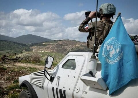 اليونفيل أبلغ اهالي علما الشعب اخلاء البلدة غدا الساعة 9 صباحا