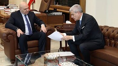 اجتماع رئاسي حول استقرار القطاع الصناعي وضمان توافر المواد الأساسية