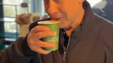 بالفيديو: بعد الأنباء عن إغتياله.. أوّل فيديو علنيّ لنتنياهو وهذا ما قاله عن لبنان وإيران