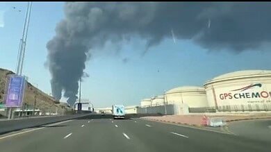 بالفيديو: ميناء الفجيرة في الامارات الذي تعرض لهجوم ايراني