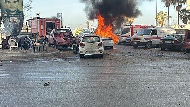 بالفيديو: استهداف سيارة قرب مسجد الزعتري في صيدا