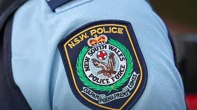 Critical incident investigation after man shot by police in Potts Point, Sydney, Australia