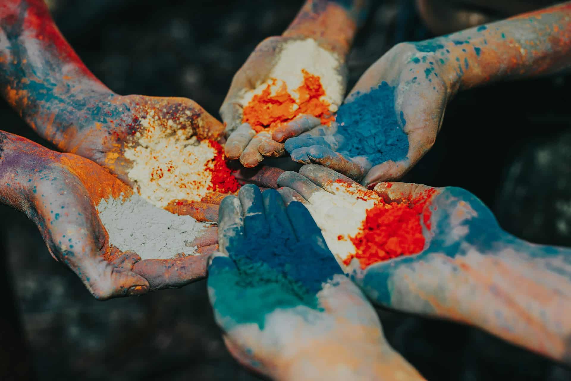 Holi vieren