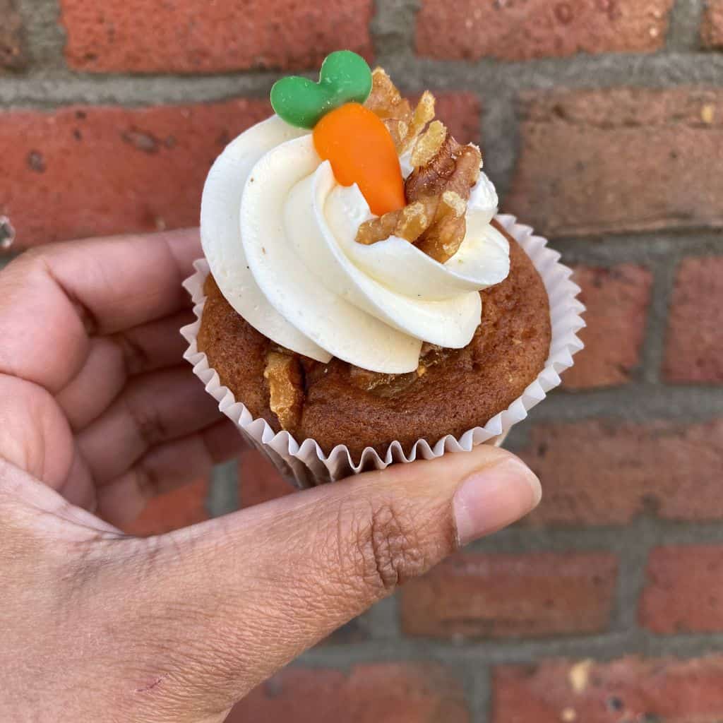 Seizoensmaken-lente-cupcake-wortel-walnoot