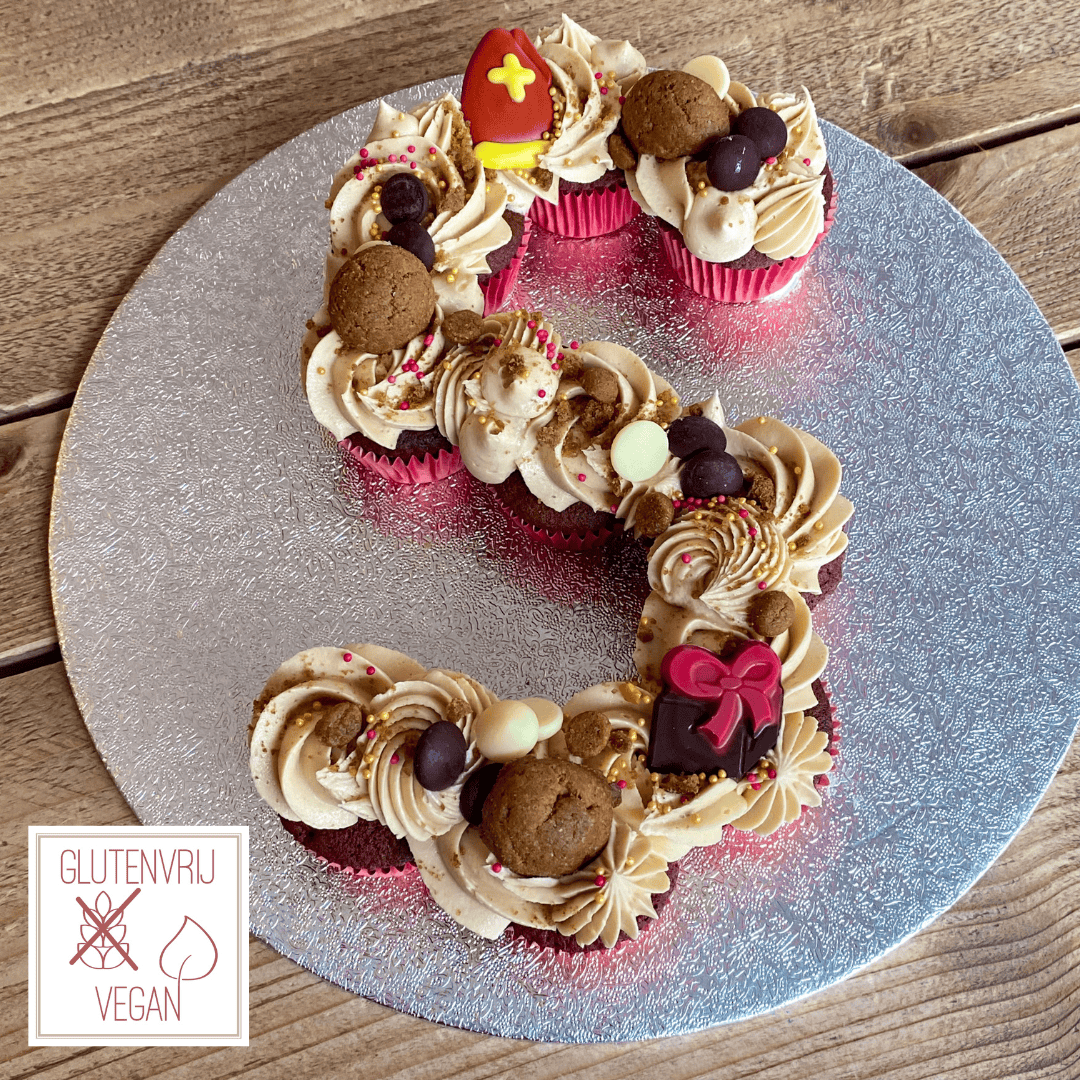 Vegan & glutenvrij Sinterklaas 'chocoladeletter' taart