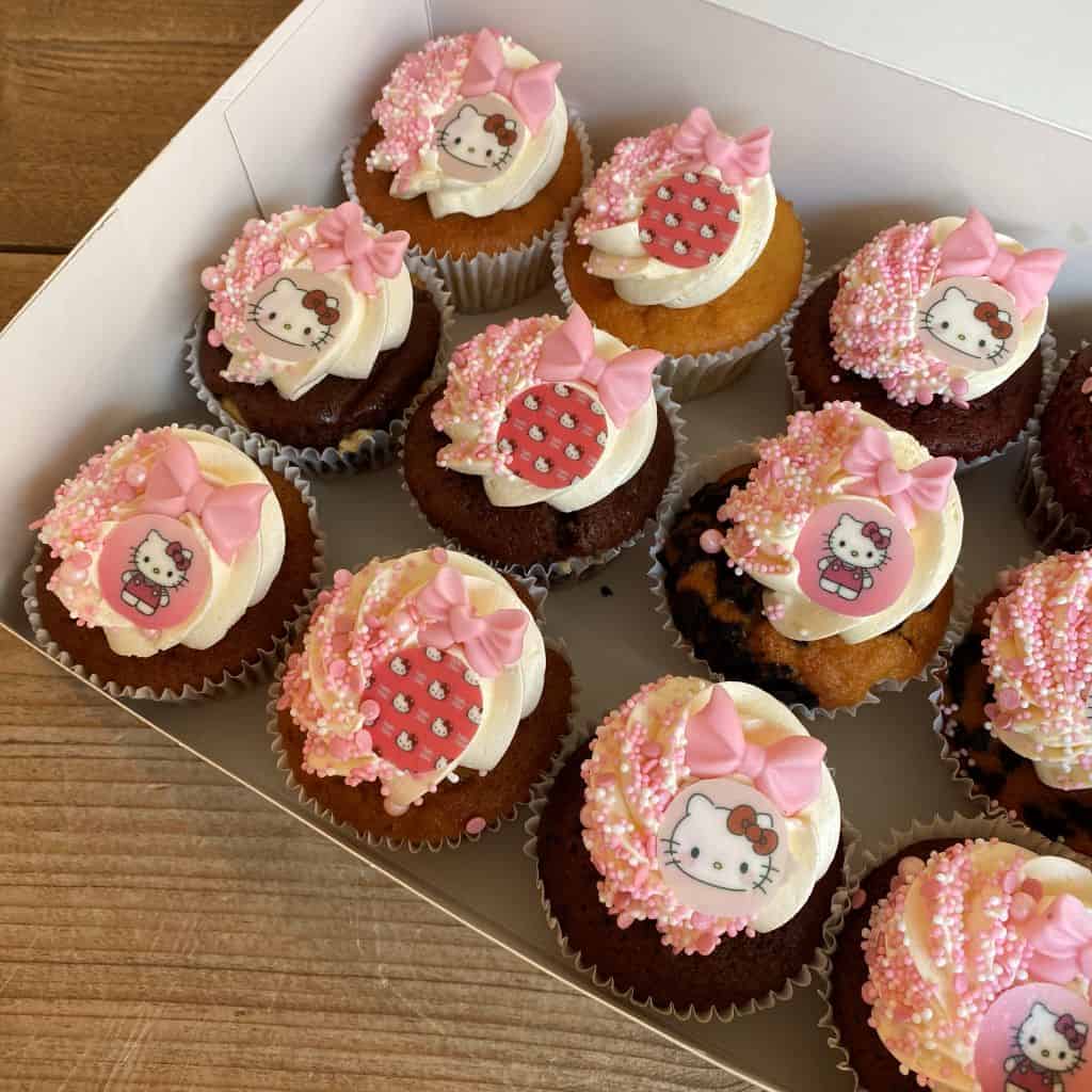 cupcake-box-hello-kitty