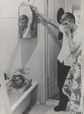 david bowie The Unofficial Bowie - A Conversation Piece