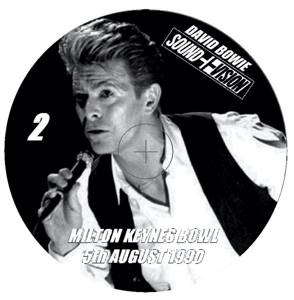 label 2 copy”></p>
<p> </p>
<p>“Bowie always someone who’s kept skirting around the edge and because of that you can learn a lot from him.</p>
<p>“He’s always experimenting.”</p>
<p>– DAVE STEWART, MUSICIAN<br />
“I think he’s spawned a whole generation of pop stars. He’s one of my heroes.</p>
<p>“I enjoyed it – I was out there dancing with the rest of them,”</p>
<p>– SIOBHAN FAHEY, MUSICIAN</p>
<p><strong>David Bowie Tour band 1990 – Sound+Vision Tour</strong><br />
Bowie specifically chose a smaller band for the tour, saying in a contemporary interview that “It’s a much smaller sound. It’s not quite as orchestrated as any of the other tours. The plus of that is that there is a certain kind of drive and tightness that you get with that embryonic line-up, where everybody is totally reliant on the other two or three guys, so everybody gives a lot more”<br />
•	<a href=