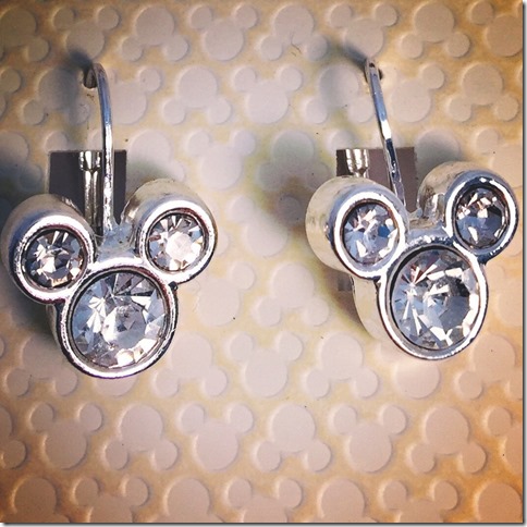 91d9aa6e7952465fb63052029312bca0_1024x1024