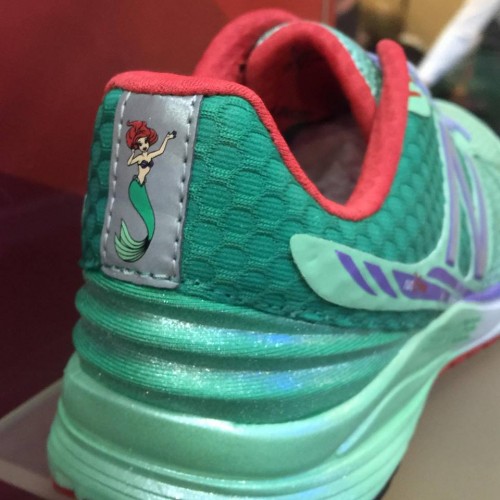 2016 rundisney new balance ariel