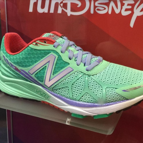 2016 rundisney new balance ariel