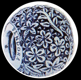 2016-03-03 09_35_01-Flower and Garden Pandora Charm 2016 – Mouse to Your House