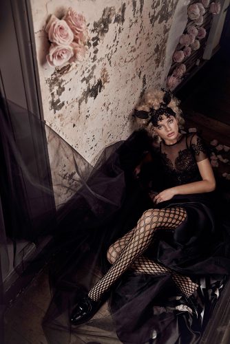 Wonderland Collection 5