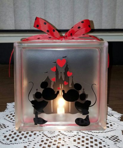 disneys-mickey-minnie-mouse-kissing-lighted-glass-block-nightlight