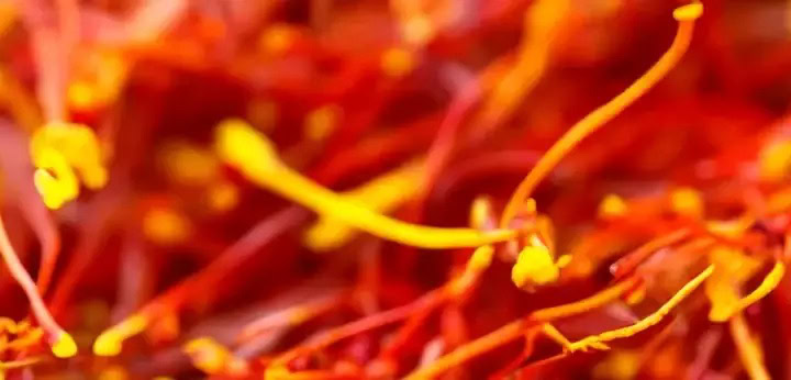 Saffron note – luxurious spice warmth