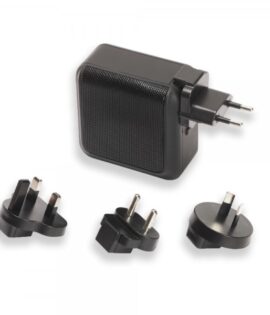 Smart – רמקול נייד, מטען נייד ומתאם חשמל אוניברסלי