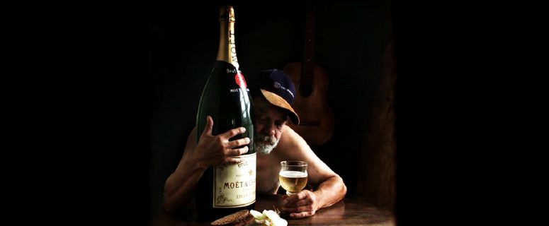 What This Man Is Caught Doing Looks Absolutely Horrifying At First. But Check This Out… Unreal