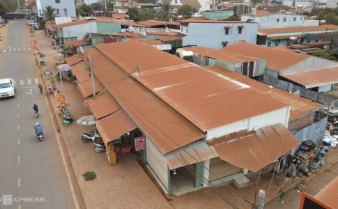 ロンタイン国際空港周辺の被害状況