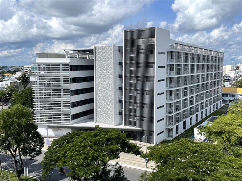 カントー大学校舎