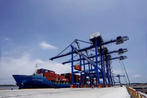 ドンナイ省のフックアン港