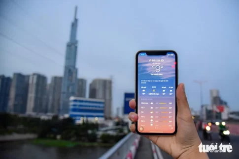 ホーチミン市の気温19℃を表示した天気アプリ