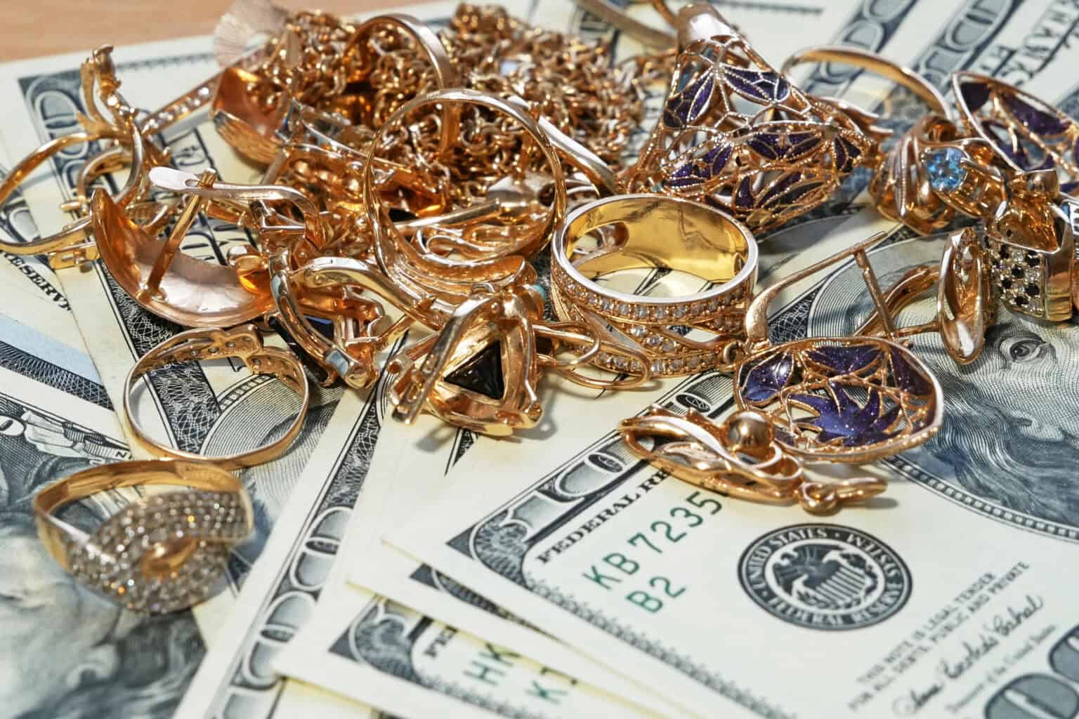 Precious metals and cash collection | accurate precious metals Gold and jewelry jewelry with cash, showcasing precious metals and luxury accessories.