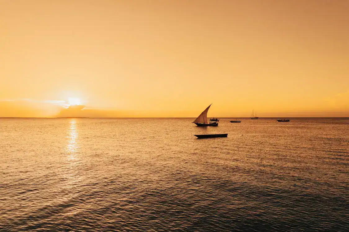 Día 2 - Día de descanso y puesta de sol en la playa