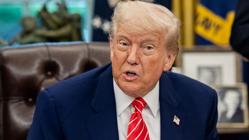 Read more about the article Trump Investment Strategy: David Rosenberg Shares How to Invest Through the Chaos| AiF News Bites