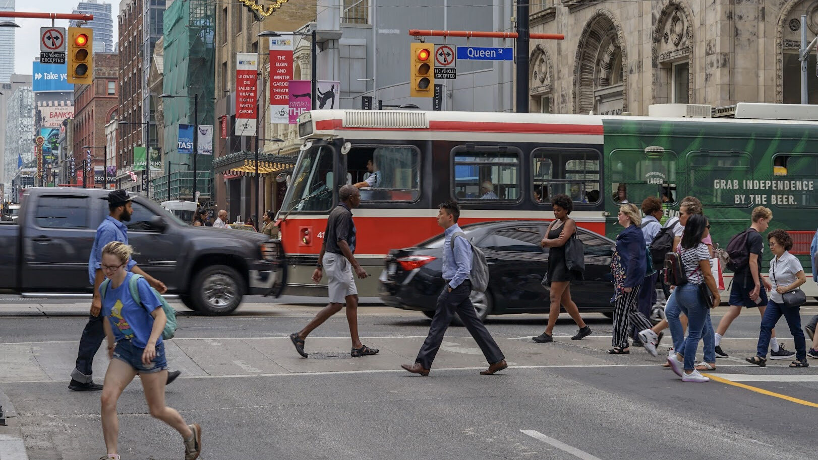 Read more about the article Canada Job Market Shifts: Graduates Struggle as High Salaries Disappear | AiF News Bites
