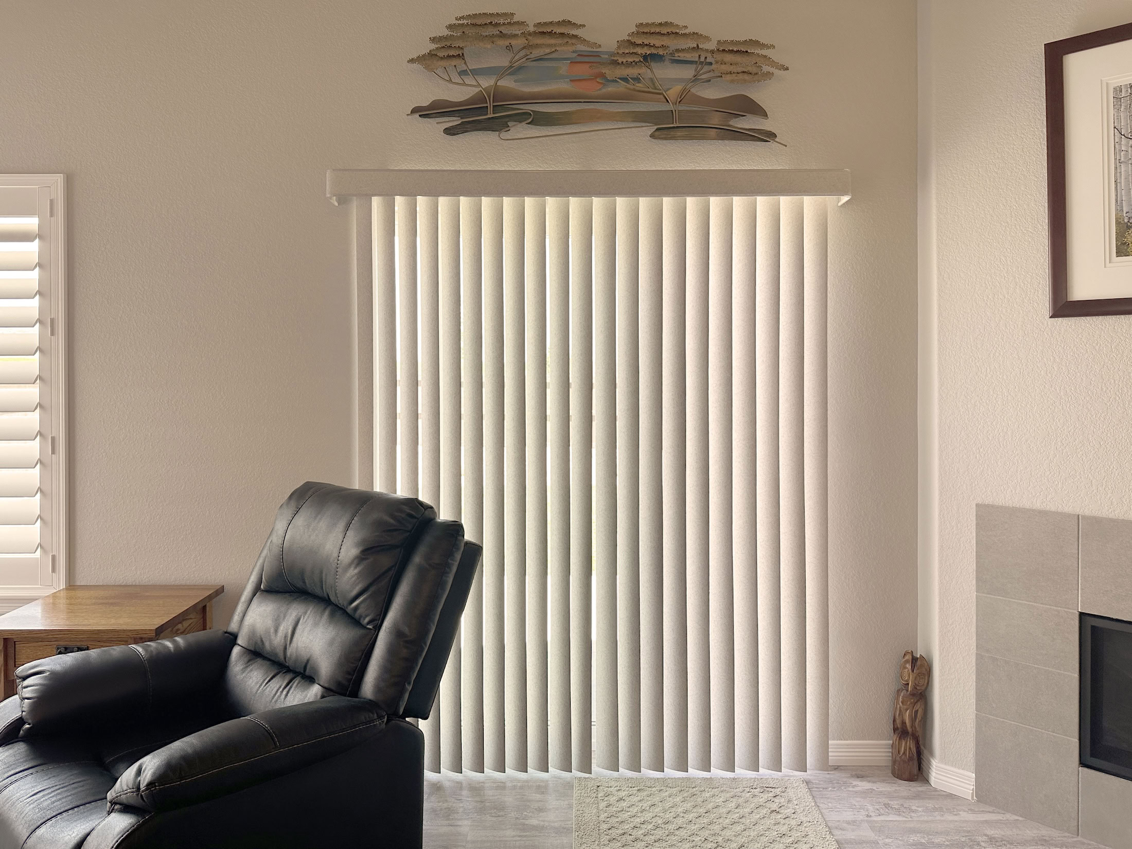 Hunter Douglas Vertical Solutions Vertical Blinds with Wand Control and Left Stack Vertical for Colorado sliding glass patio doors