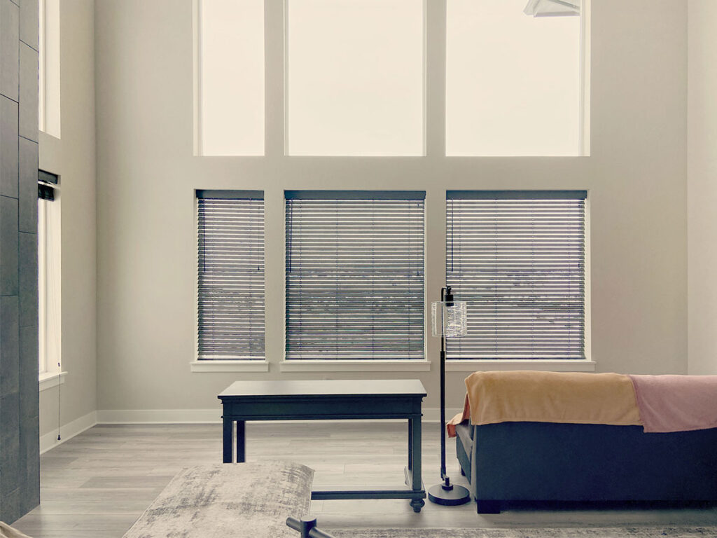 vertical wood blinds 