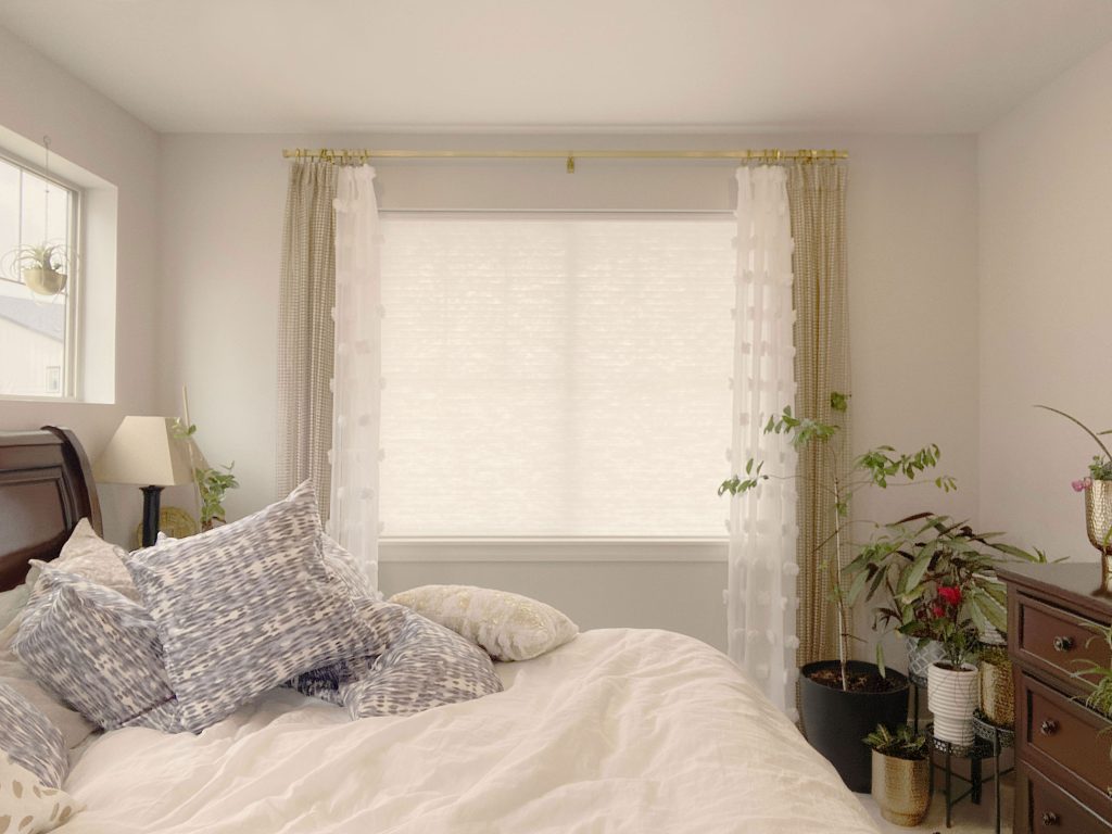 Hunter Douglas Applause Cellular Shades with UltraGlide and Light Filtering Fabric for Colorado bedroom