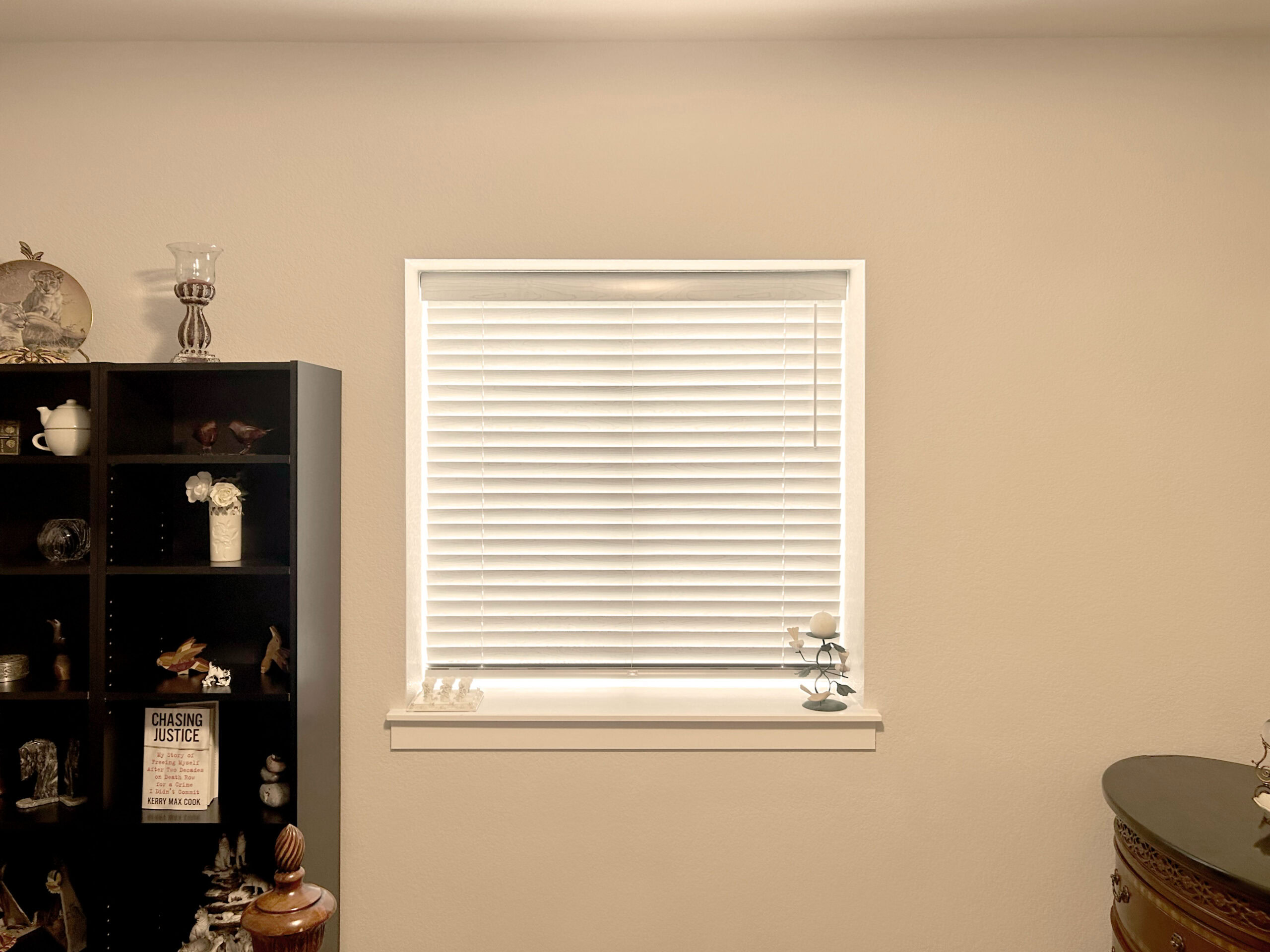 Hunter Douglas Parkland Natural Wood Blinds with SimpleLift operation and Bottom Up design
