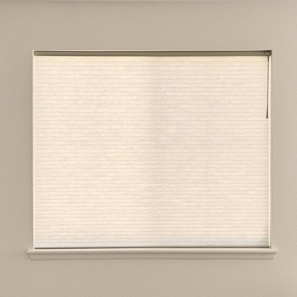 Hunter Douglas Applause Cellular Shades with UltraGlide operating system and Light Filtering fabrics installed in Colorado home