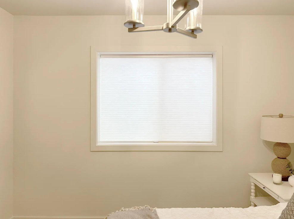 Hunter Douglas Applause Cellular Shades with LiteRise cordless operation in Lakewood.