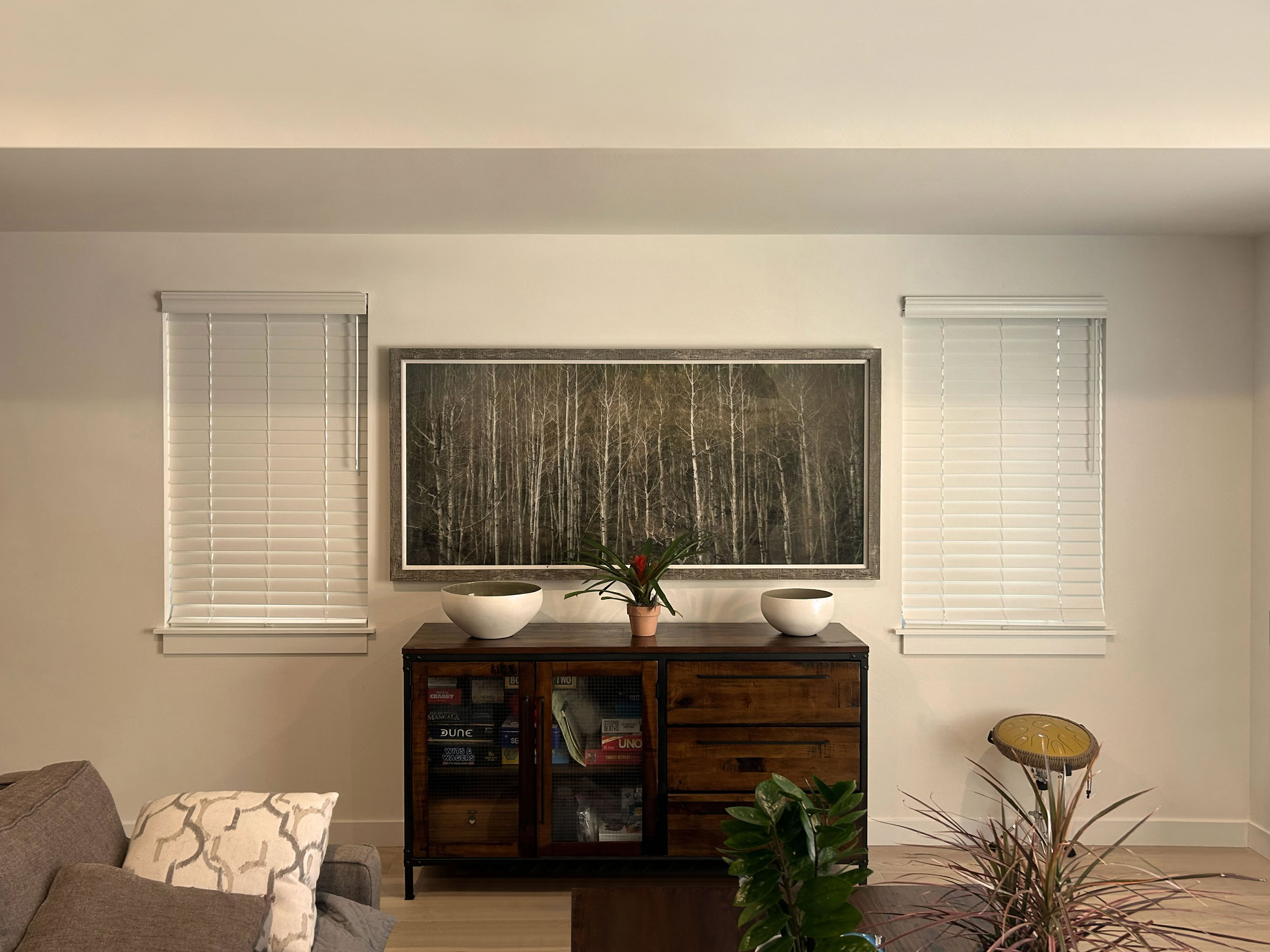 Hunter Douglas EverWood Composite Wood Blinds with SimpleLift cordless operating system.