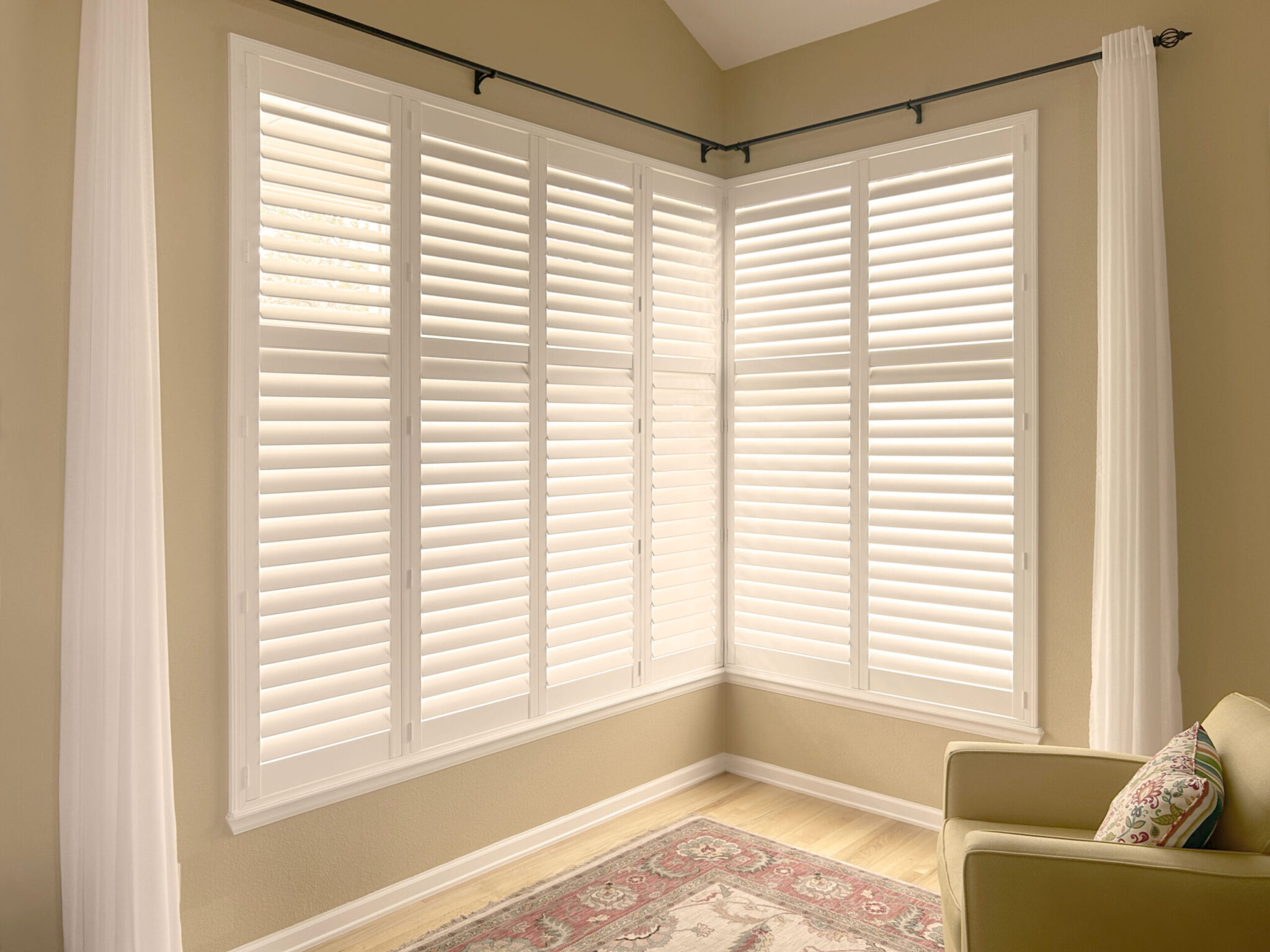 Hunter Douglas Palm Beach Polysatin Shutters with hidden tilt system and Z frame for a clean, streamlined look