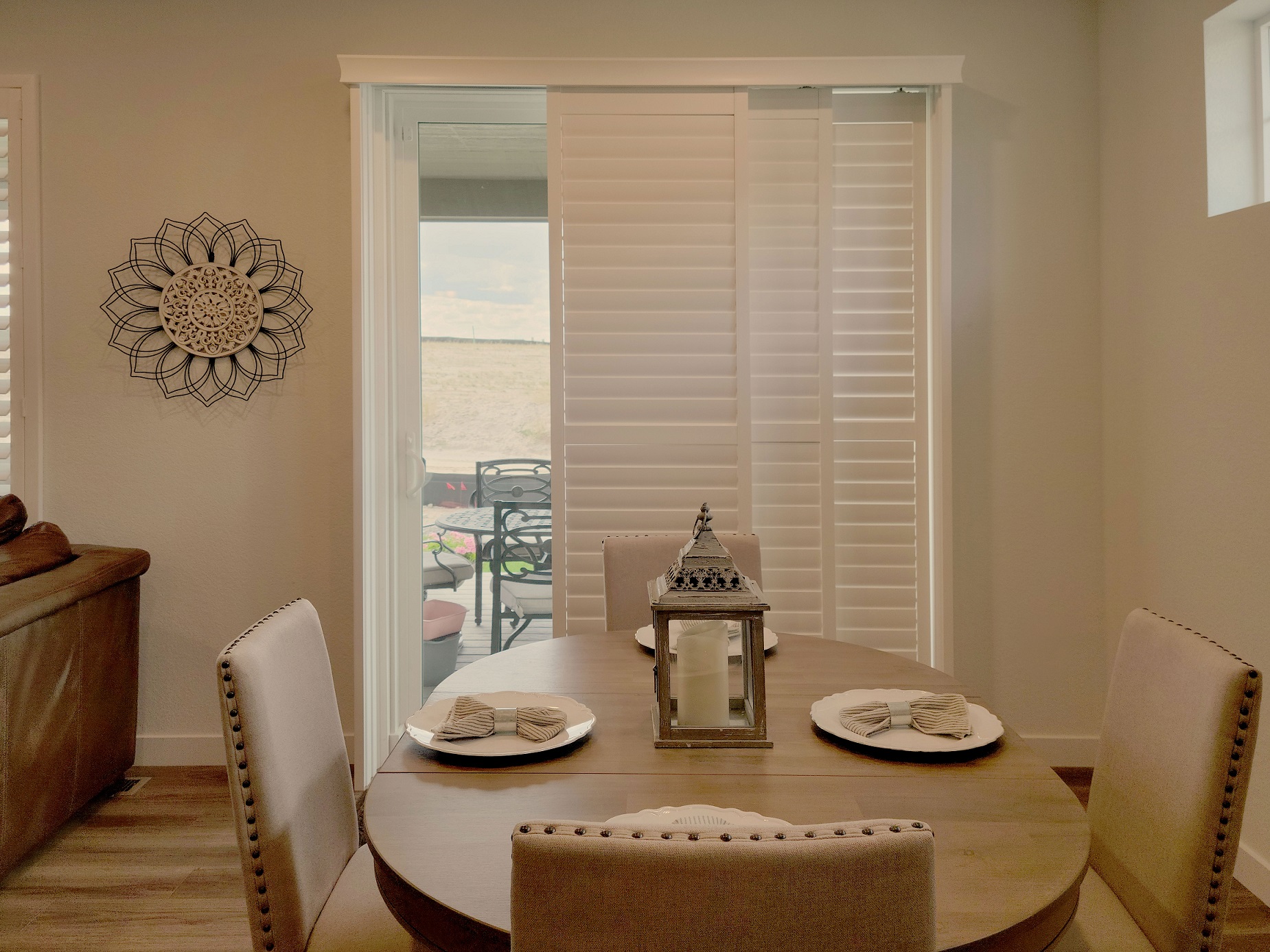 Hunter Douglas Palm Beach Polysatin Shutters with Hidden Tilt and Z Frame design