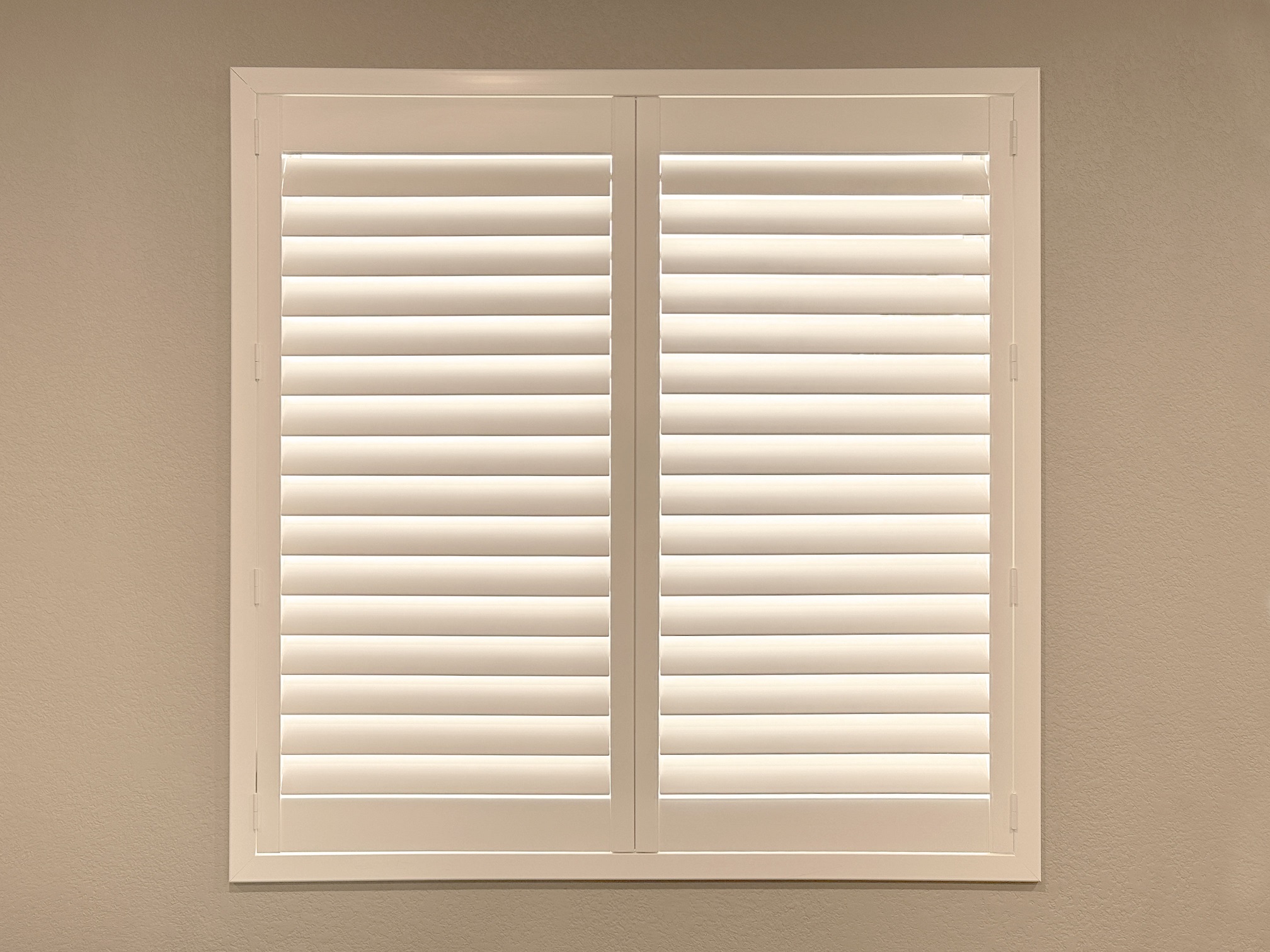 Hunter Douglas Palm Beach Polysatin Shutters with Hidden Tilt and Z Frame design