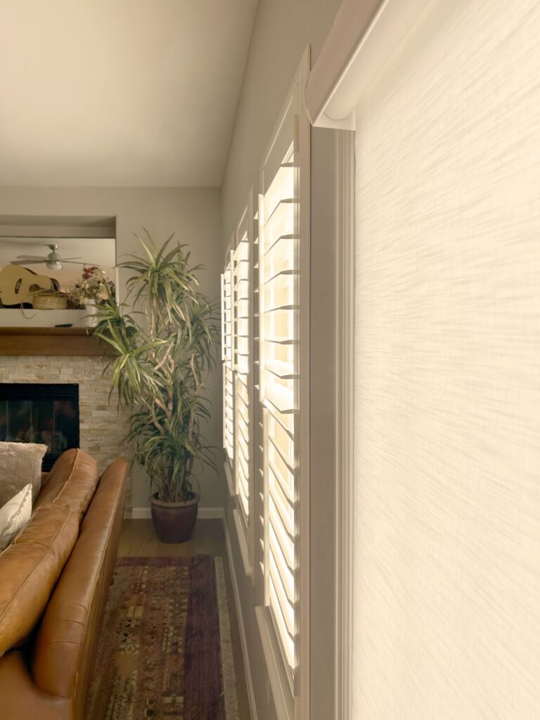 Hunter Douglas NewStyle Hybrid Shutters with Front Center Tilt operation in Aurora home