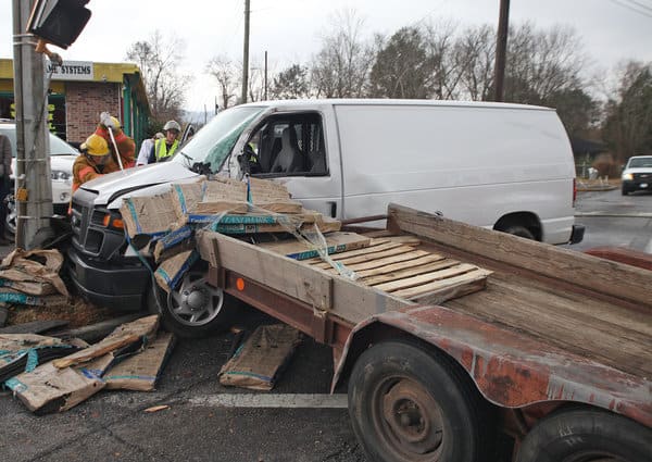 Tow Hitch Failure Accident 4