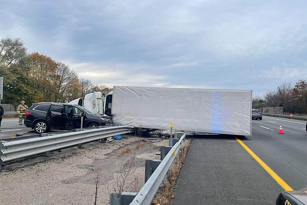 Truck Rollover Accident Lawyer 12