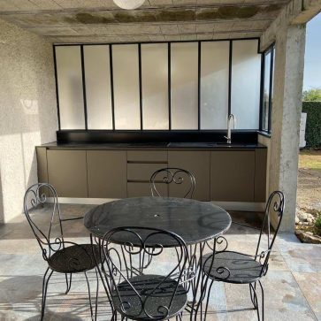 Aménagement cuisine extérieure sur-mesure Nantes